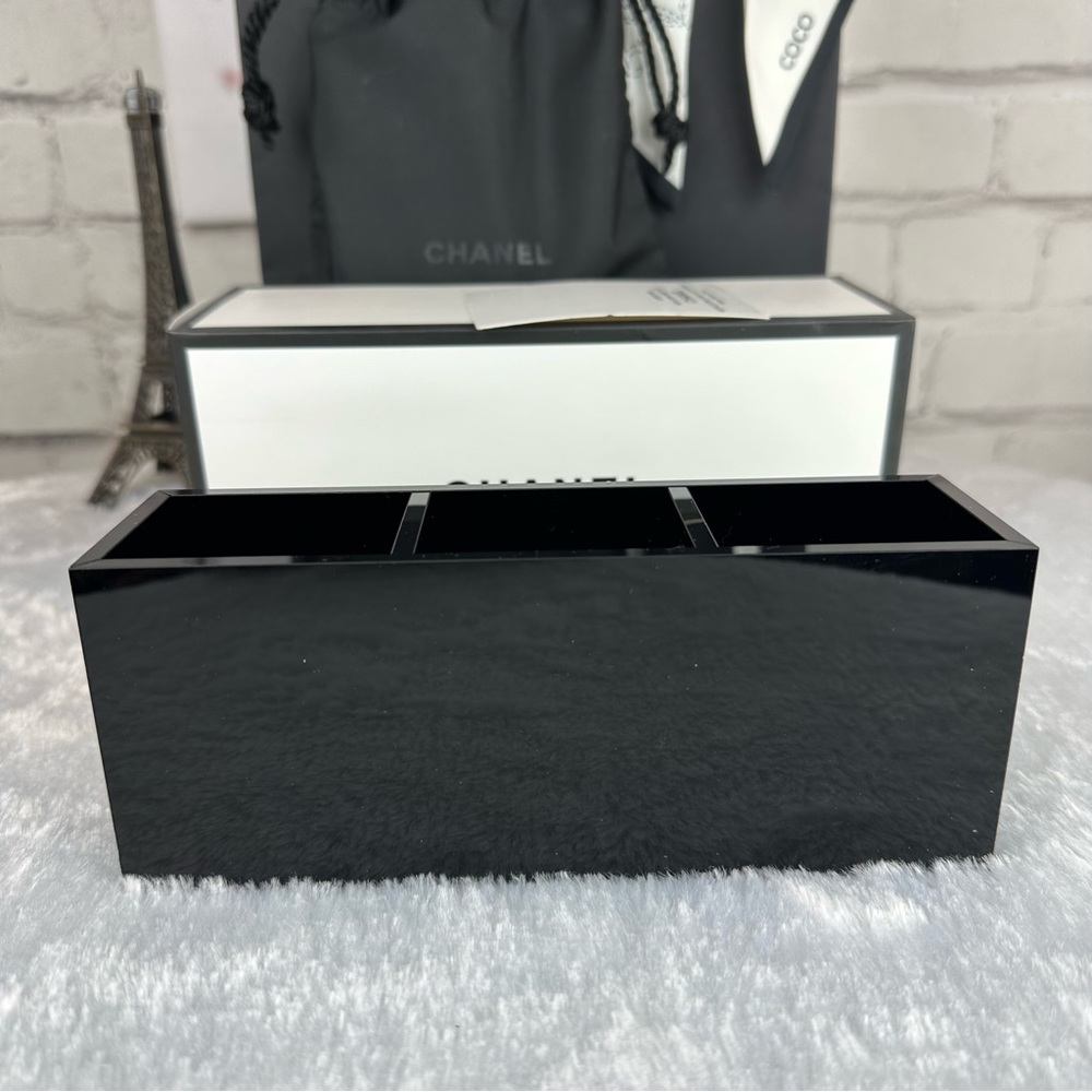 Chanel acrylic brush holder, makeup holder ALL NEW samples GIFT SET - Picture 3 of 7